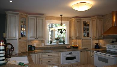 Antique White Kitchen Cabinets In Miami Florida